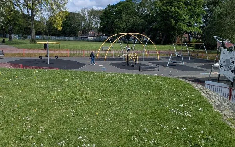 1000077779.jpg
