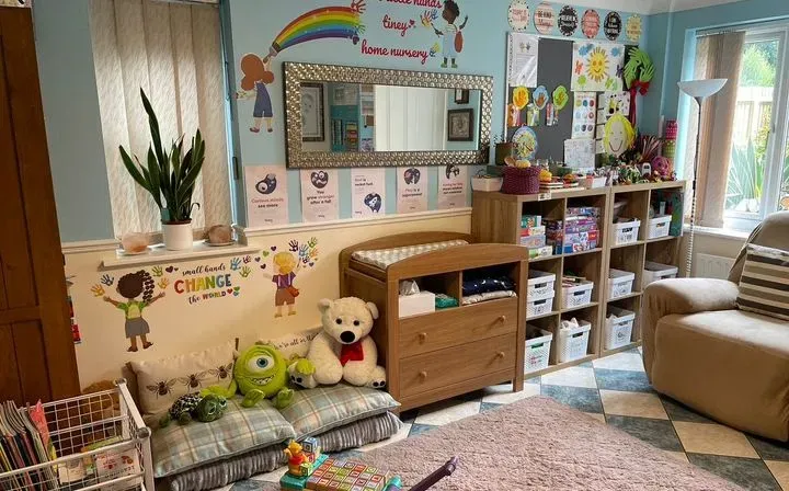 Smart Little Hands  tiney home nursery